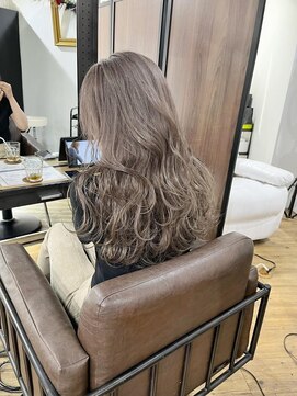 アルカナ 明治神宮前原宿(ARCANA) ミルクティーベージュ グレージュ ベージュ 透明感カラー 原宿