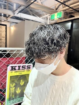 アノ(Ano.) 波巻きパーマ