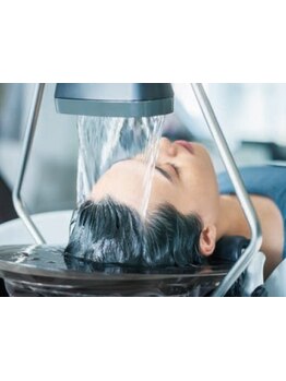 【頑張る自分へのご褒美】新所沢の隠れ家サロン♪落ち着く店内でyumeシャンや頭浸浴が受けられる＊