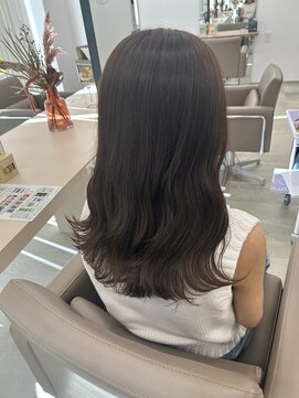 アヴァンス 箕面(AVANCE.) 柔らかアッシュ