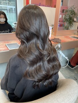 ウィクシーミミ 栄矢場町店(wixy mimi) 暗髪ヘア