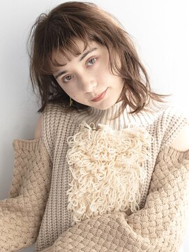 カメリア 小岩(camellia) ラフミディアム