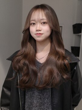 サンクプロジェクト(cinq PROJECT) ダメージレスなブリーチカラーで作るミルクティーブラウンカラー