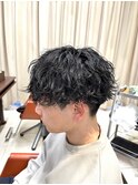 【センターパートマッシュ】抜け感×色気を纏う上品メンズカット