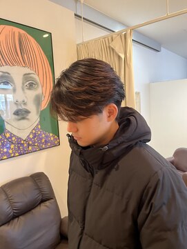 ルッツ(Lutz. hair design) 12/4 センターパート