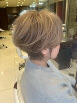 アース 栄店(HAIR&MAKE EARTH) earthショートレイヤーボブミルクティー丸みショートボブ