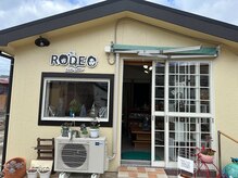 ロデオ(RODEO)の雰囲気（店頭入口）