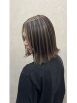 エスドットブルーム 梅田店(S.BROOM) ハイライトボブ ブリーチミルクティーベージュ