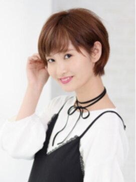 アース 佐賀夢咲店(HAIR&MAKE EARTH) 無邪気なアッシュショート