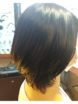 サロンデピレ クセストパー/香草カラー #毛先カラー#ハイトーン#黒髪#ショート