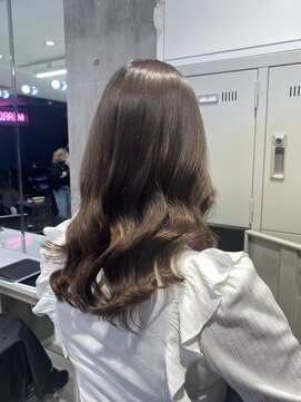 リル 溝の口(LiL) アッシュブラウン/溝の口/ブリーチ/ダブルカラー/レイヤーカット