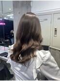 アッシュブラウン