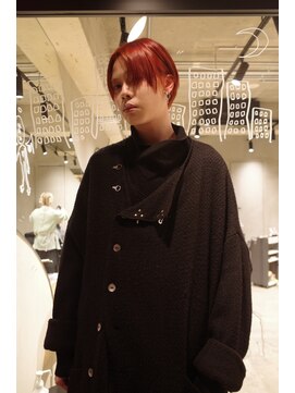 ビビト(bibito) bibito red nuance short レッド ニュアンスショート 個性的