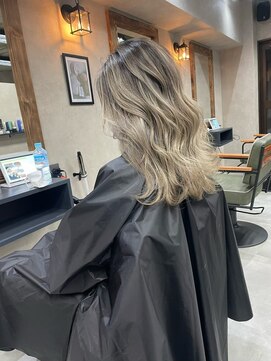 サニー 渋谷(SUNNY) バレイヤージュ、ハイライト、レイヤーロング、グレーベージュ