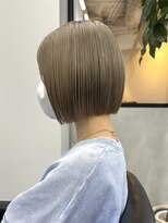 ラフ 新宿(Laff)&nbsp;新宿/ハイトーンボブ/切りっぱなしボブ/ぱつっとボブ/前下がり