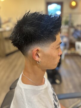 ジェイソン(JASON) 【カジュアルショート】学生、キッズおすすめメンズスパイキー！