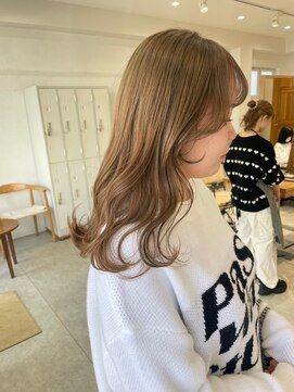 シュプール(SPUR) クセ毛風パーマ無造作セミロングベージュ小顔フェイスレイヤー