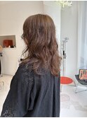 オリーブベージュ　パーマ風セット