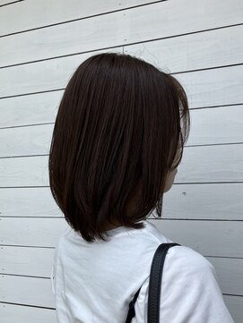 リポゾ(Riposo.) ミディアムボブ