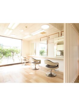 強い軟毛～硬毛、健康毛でさえも、さらによい状態に仕上げます＊理想のストレートヘアが叶う♪