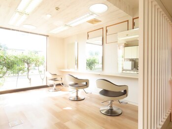 エージーツーワン 美容室 age21の写真/強い軟毛~硬毛、健康毛でさえも、さらによい状態に仕上げます*理想のストレートヘアが叶う♪