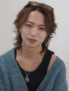 ビカム 名駅(become) 【メンズミディアム】センターパート