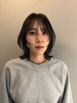 サンプラス(san+)&nbsp;【マユコ】ウルフボブレイヤーカット外ハネミディアムレイヤー