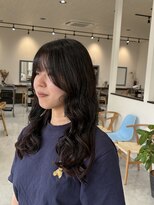 エミュ(emu.)&nbsp;コテ巻き風デジタルパーマで毎日を華やかに♪