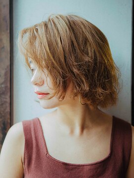 カラーサロンビスカリア 相模原エリア 淵野辺駅店(Color salon Biscaria) ボブショート☆スモーキー☆ハイトーン[淵野辺/淵野辺駅]