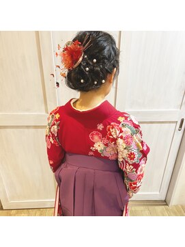 エイチ ヘアアンドメイク(eich hair&make) 卒業式