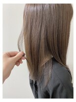 シロ(SHIRO)&nbsp;【SHIRO】ミディアムスタイル☆