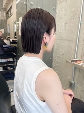 ノエ(noe) 切りっぱなしボブ×透明感カラーYI-32