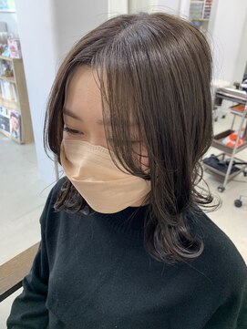 ヘアー アイス 御器所本店(HAIR ICI) 20代30代アッシュグレージュミディアムウルフ伸ばしかけ抜け感