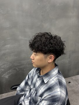 タグ(tag) ツイストスパイラルMIXパーマ。