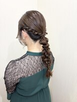 ネイトル(naitre) 編み下ろしヘアアレンジ