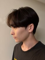 ノラ シブヤ(NORA)&nbsp;センターパートメンズカット韓国風ニュアンスパーマダウンパーマ