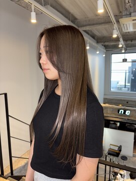 ヌープヘアーアイス(NUUP.hair ici) ★ブリーチなしオリーブグレージュヘーゼルブラウン秋カラー艶感