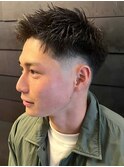 刈り上げ スパイキーショート ツーブロック アップバング
