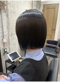ショートボブニュアンスカラーグレージュミディアムレイヤー