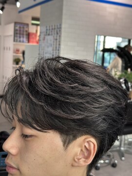 刈り上げニュアンスセンターパート