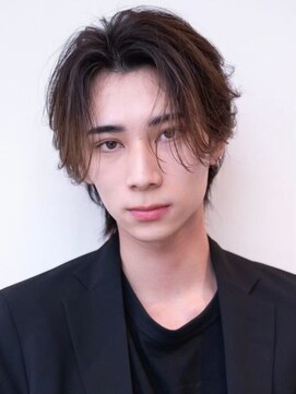 ケアリー 大泉学園(Carelly) ツイストパーマ七三オールバックマッシュウルフスリークショート