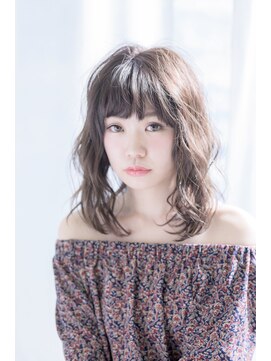 ネオリーブアイム 横浜西口店(Neolive aim) 大人可愛いヌーディグレーベージュのミディアム切りっぱなしボブ