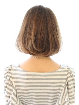 レウナ 外苑前(Reuna) ３０代４０代５０代大人可愛いワンカールひし形ボブ