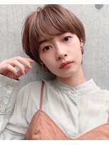 男性にも受けるショート！愛されフォルムの骨格補正小顔ショート