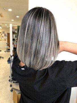 ベル 亀戸(Belle) silver balayage