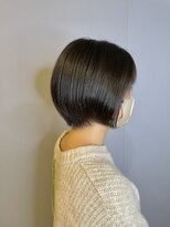 ブロッサム 東久留米店(Blossom)&nbsp;20代30代40代小顔ハンサムショートアッシュブルーブラック