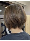 くびれシルエットグラデーションボブ