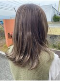白髪ぼかしハイライトグレージュ