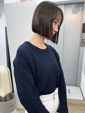 イコ 表参道原宿(ico) ミニボブ イルミナカラー オリーブベージュ