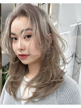 エトワール(ETOILE) レイヤーカット/ミルクティーベージュ/三ノ宮/元町